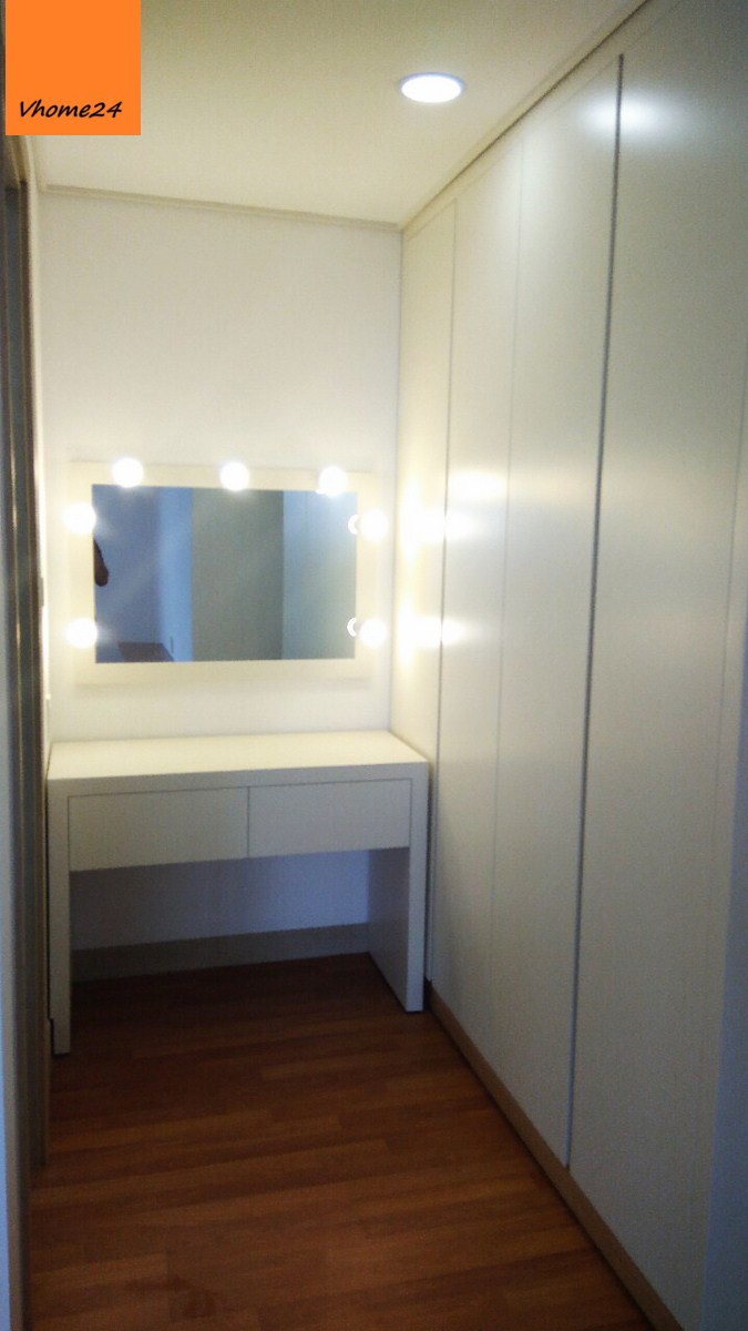 bàn phấn trang điểm đèn led