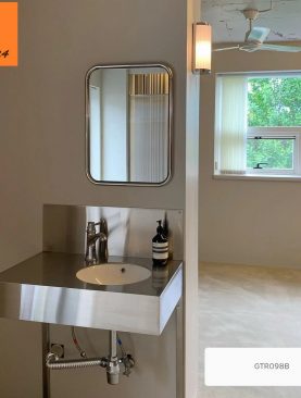 *GƯƠNG PHÒNG TẮM CHỮ NHẬT BO GÓC VIỀN INOX ỐNG GTR098B