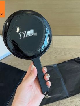 *GƯƠNG CẦM TAY TRANG ĐIỂM CAO CẤP DIOR GTD202